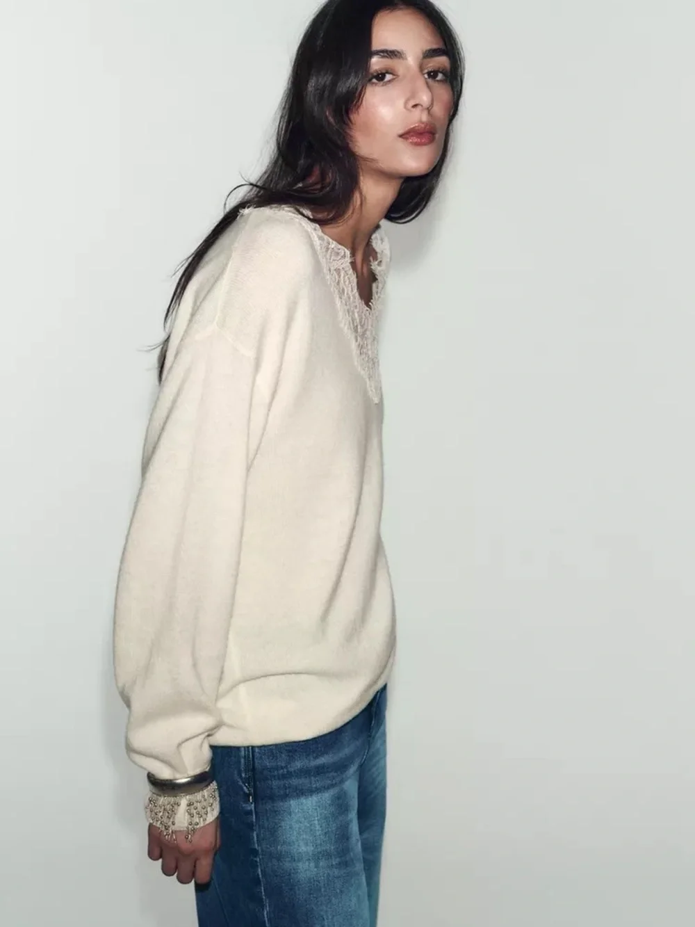 Zara Lace-Trim V-Neck Sweater in Cream - Picture 4 of 10